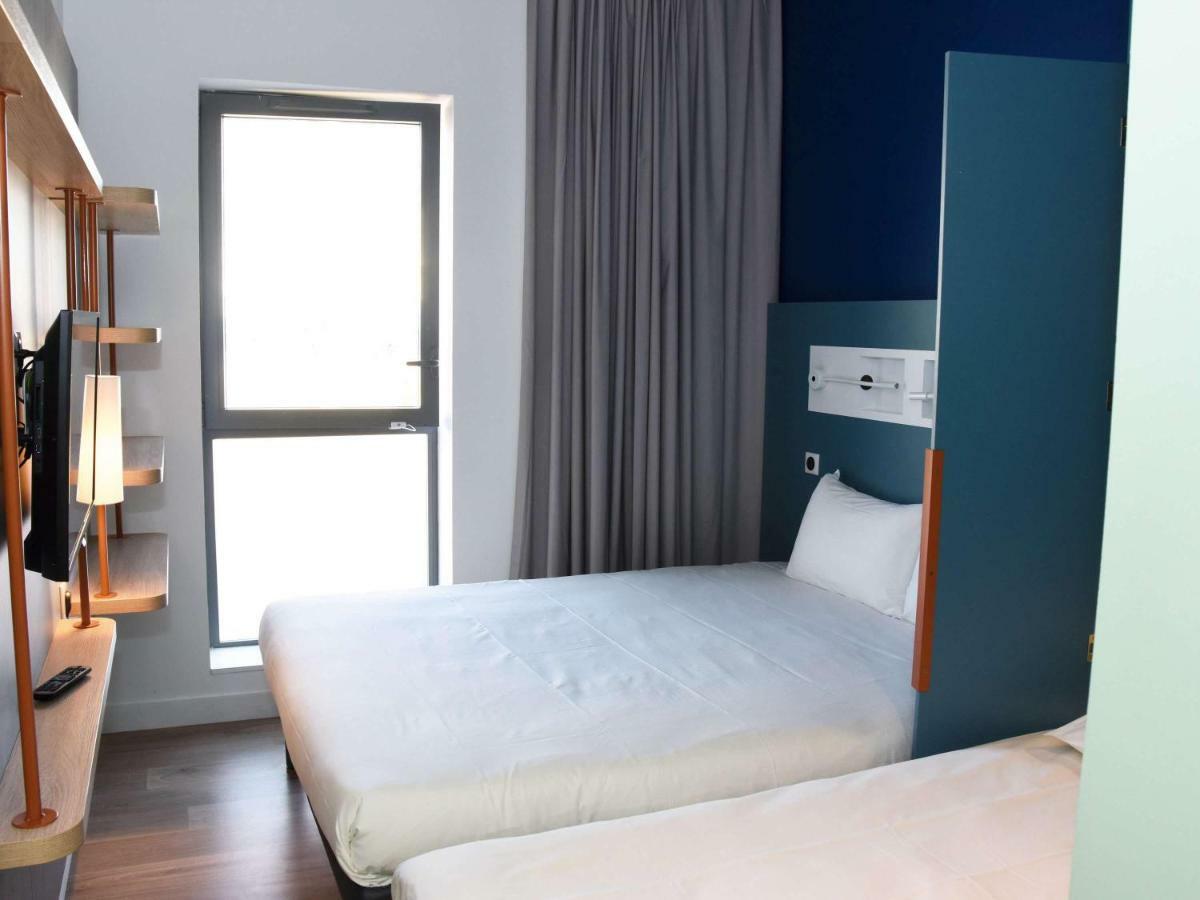 Ibis Budget Langres Hotel Bagian luar foto